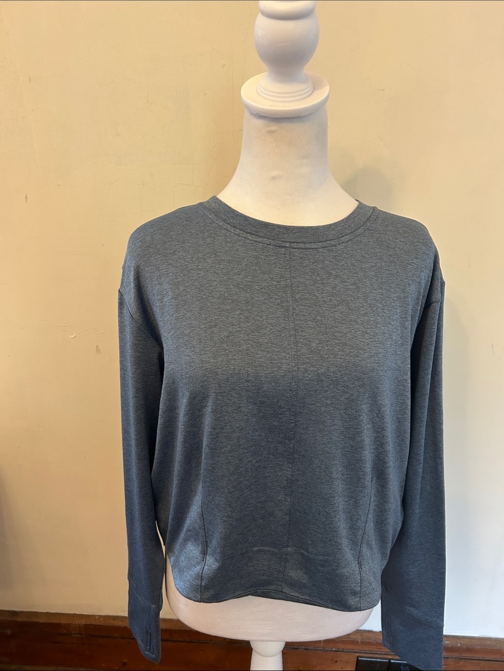 MTA Sport Classic Crewneck Long sleeve Sweatshirt in Slate Blue Size M EUC